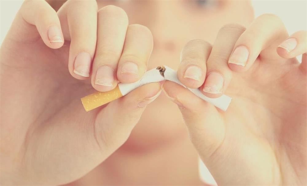 10 najlepszych afirmacji za rzucenie palenia i kopanie nawyku