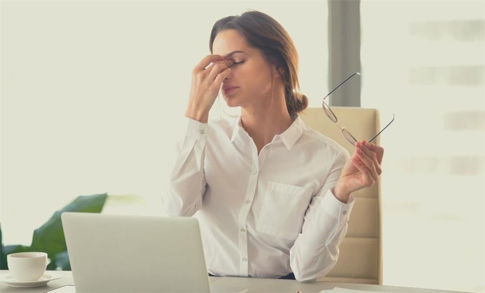 Burnout vs Compassion Fatigue Differences, ADVARSEL TEGNS & HANDLINGSPLAN